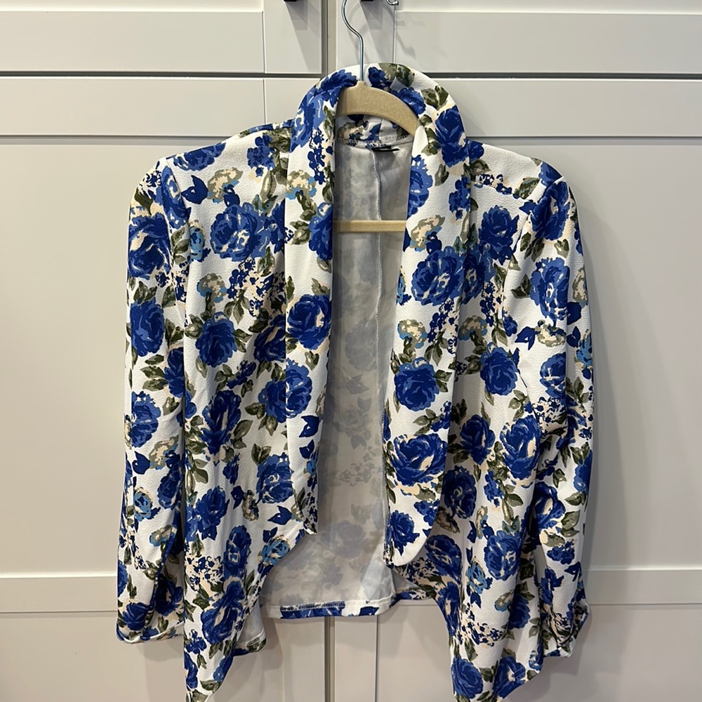 Blue Floral fun women’s blazer